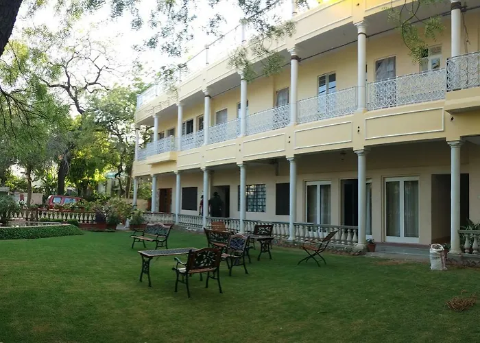 Hotel Jai Niwas