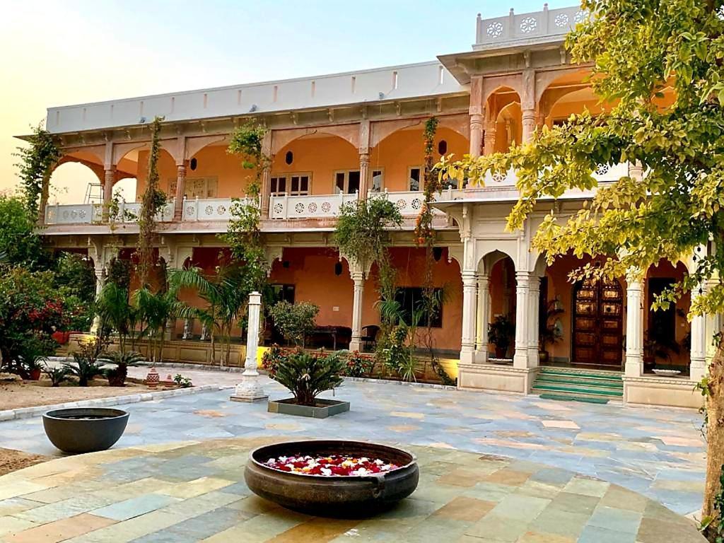 Bara Bungalow Amer, - A Rosakue Collection Resort