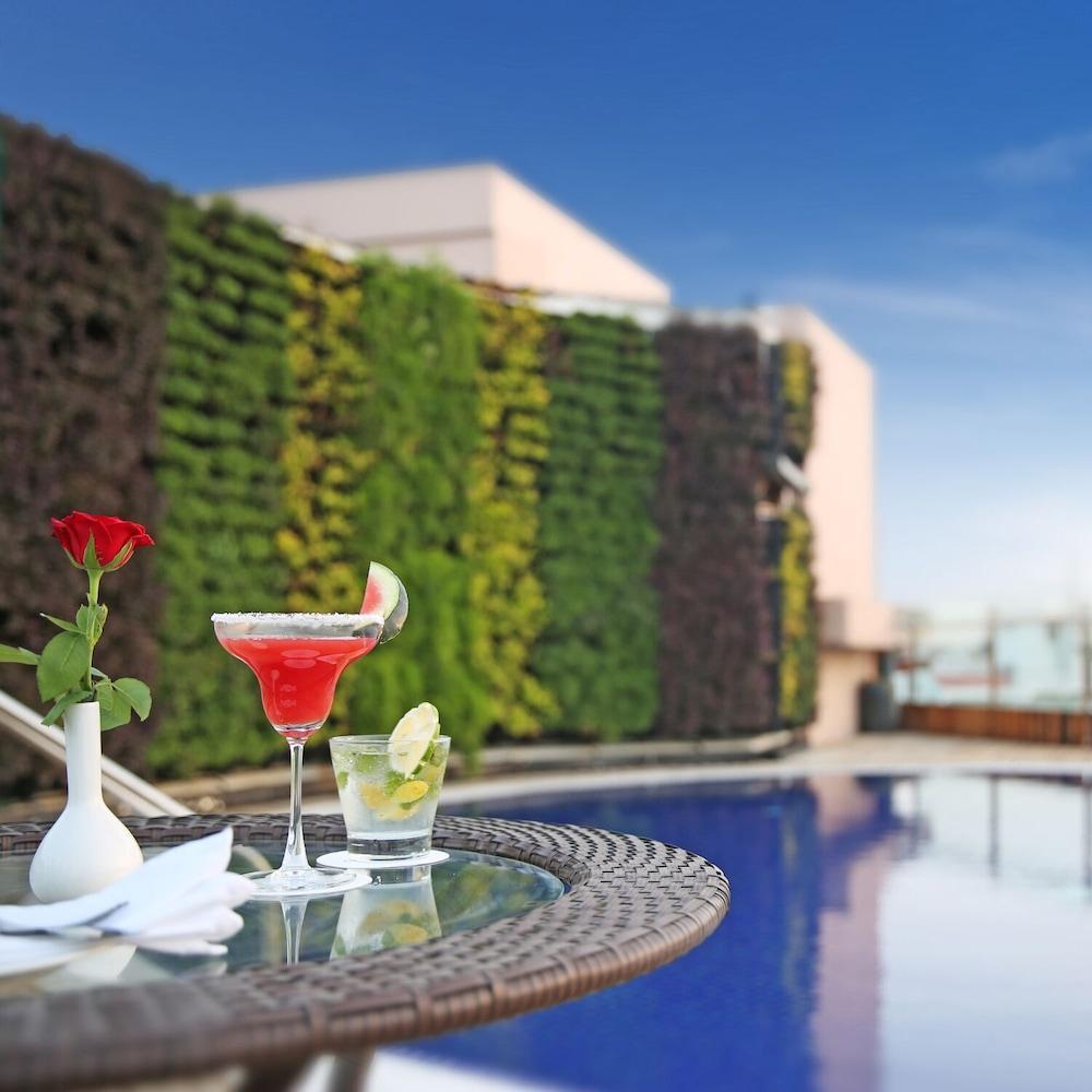 Golden Tulip Hotel 5*