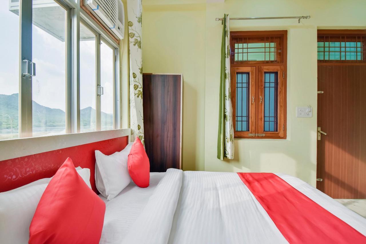 Oyo 46050 Hill Hotel