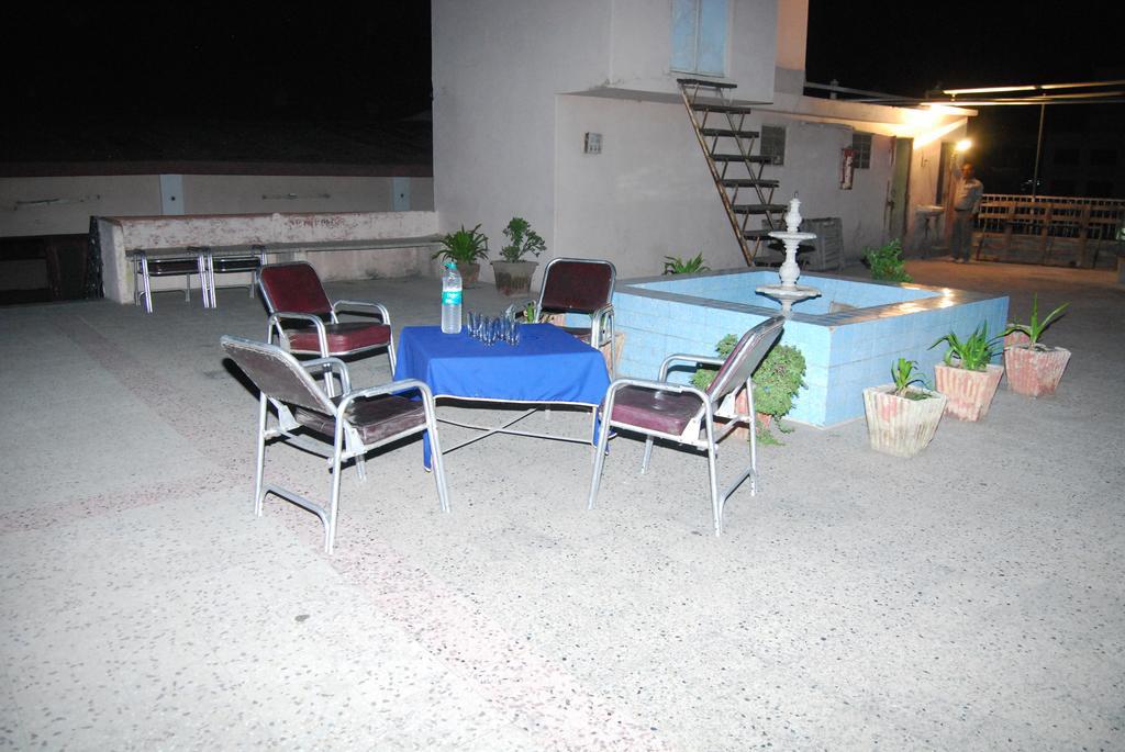 Mangal Hotel