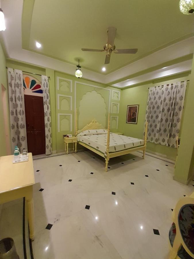 Raj Rajeshwari Haveli Hotel
