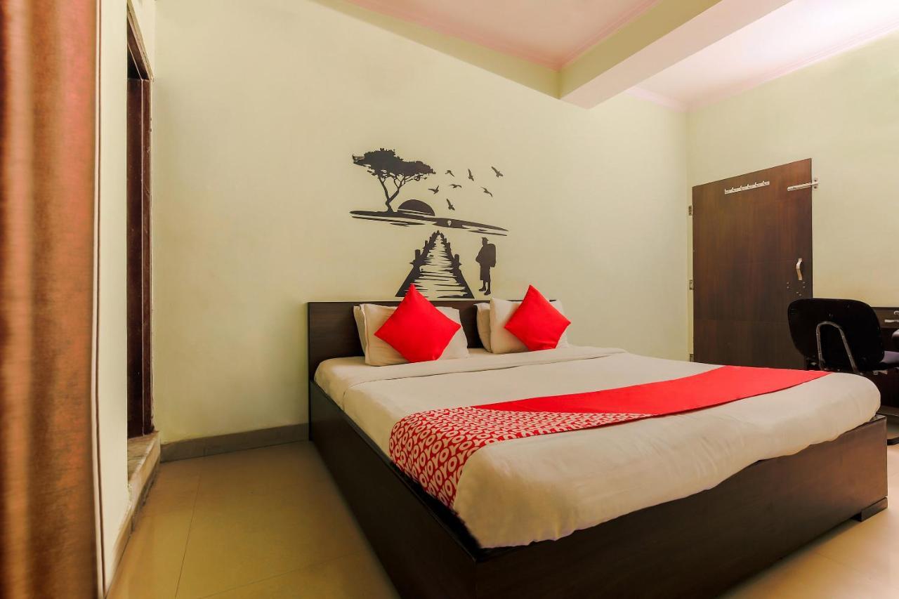 Hotel Oyo 7794 Raghukul Jaipur