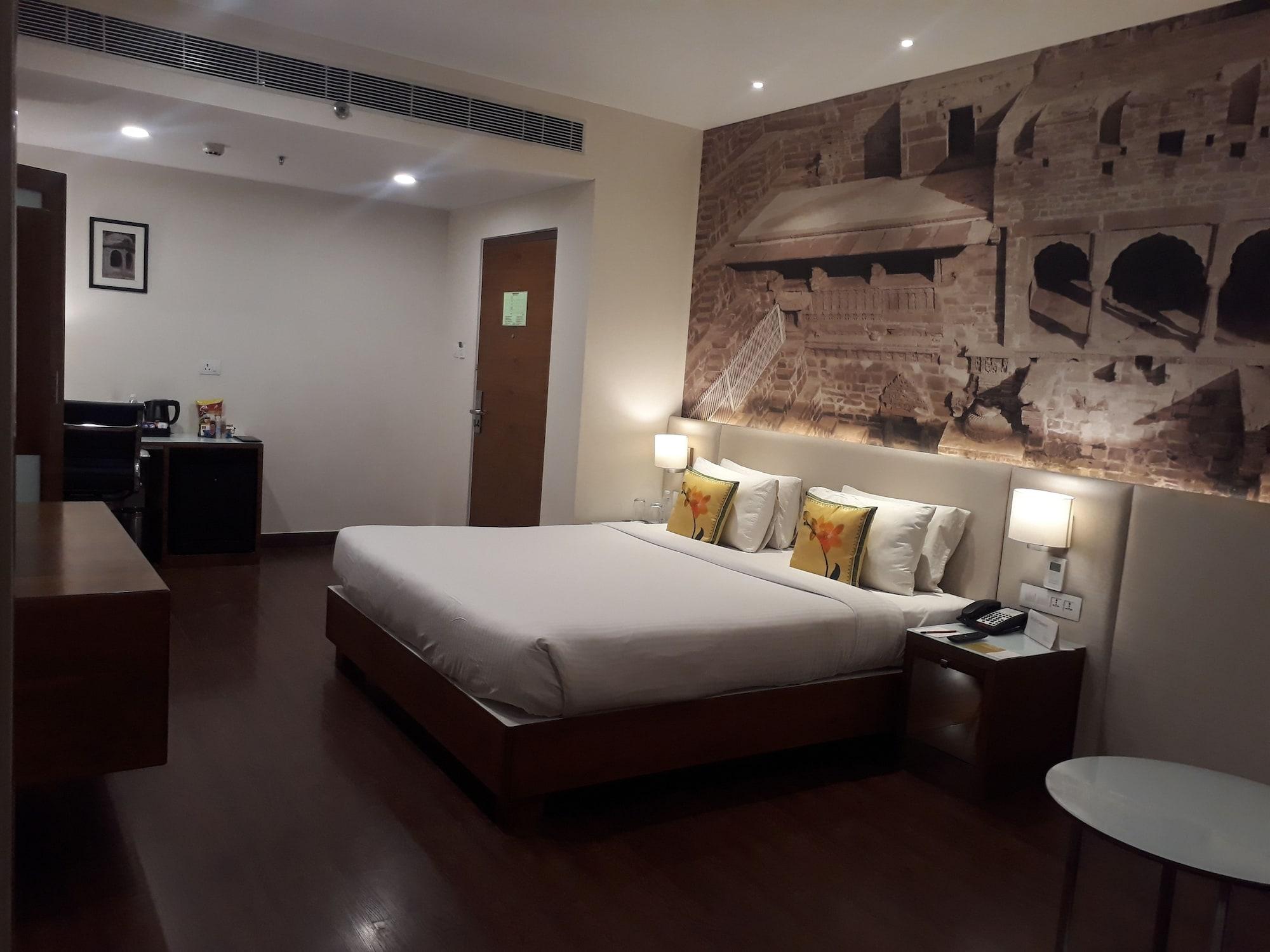 Hotel Regenta 3*