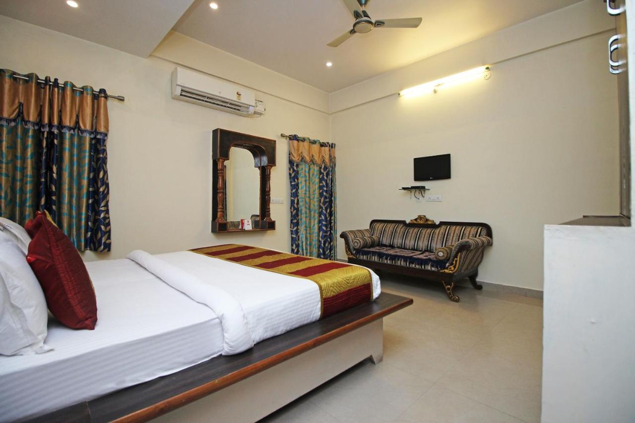 Oyo 9388 Yash Jaipur