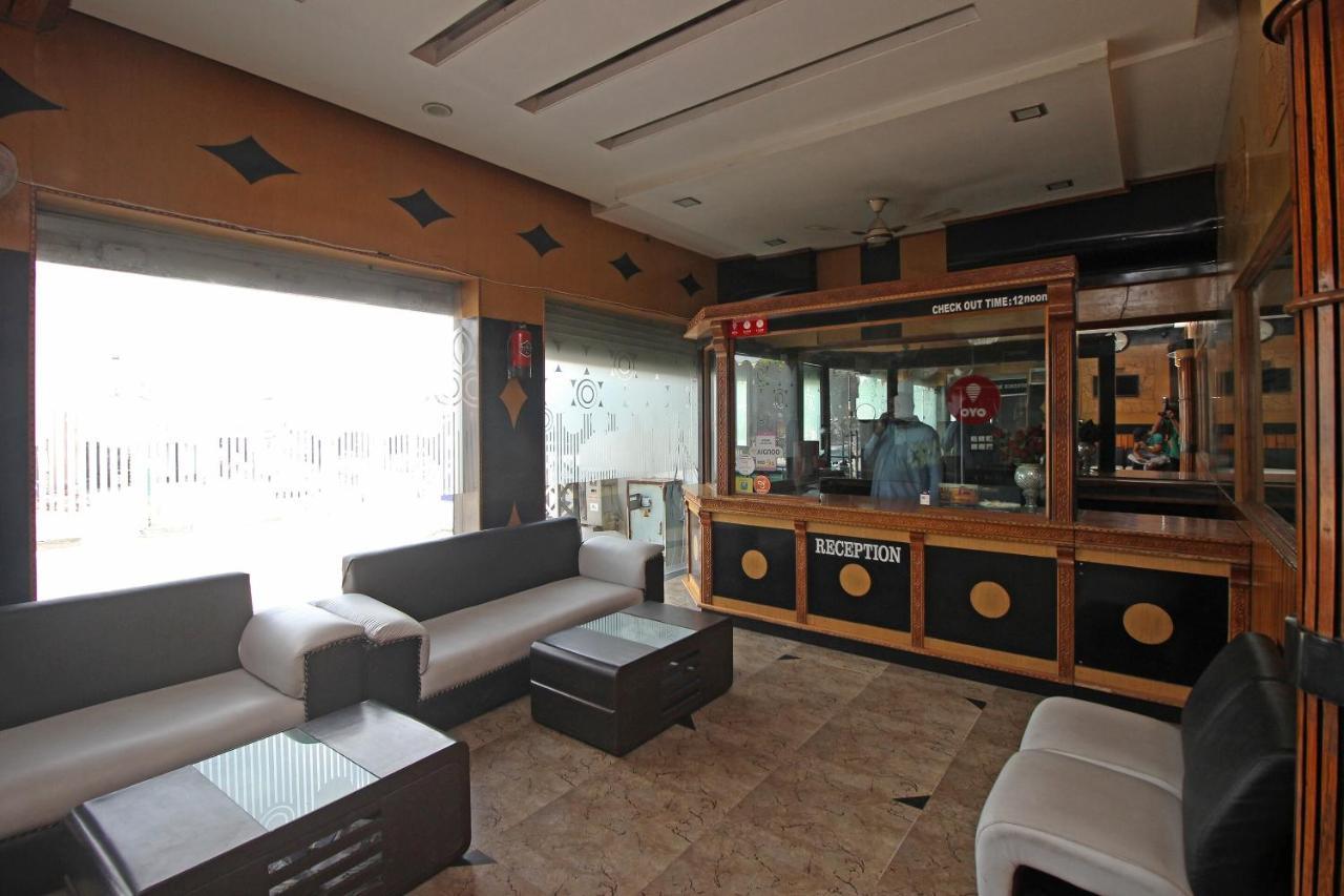 Oyo 9388 Yash Hotel Jaipur