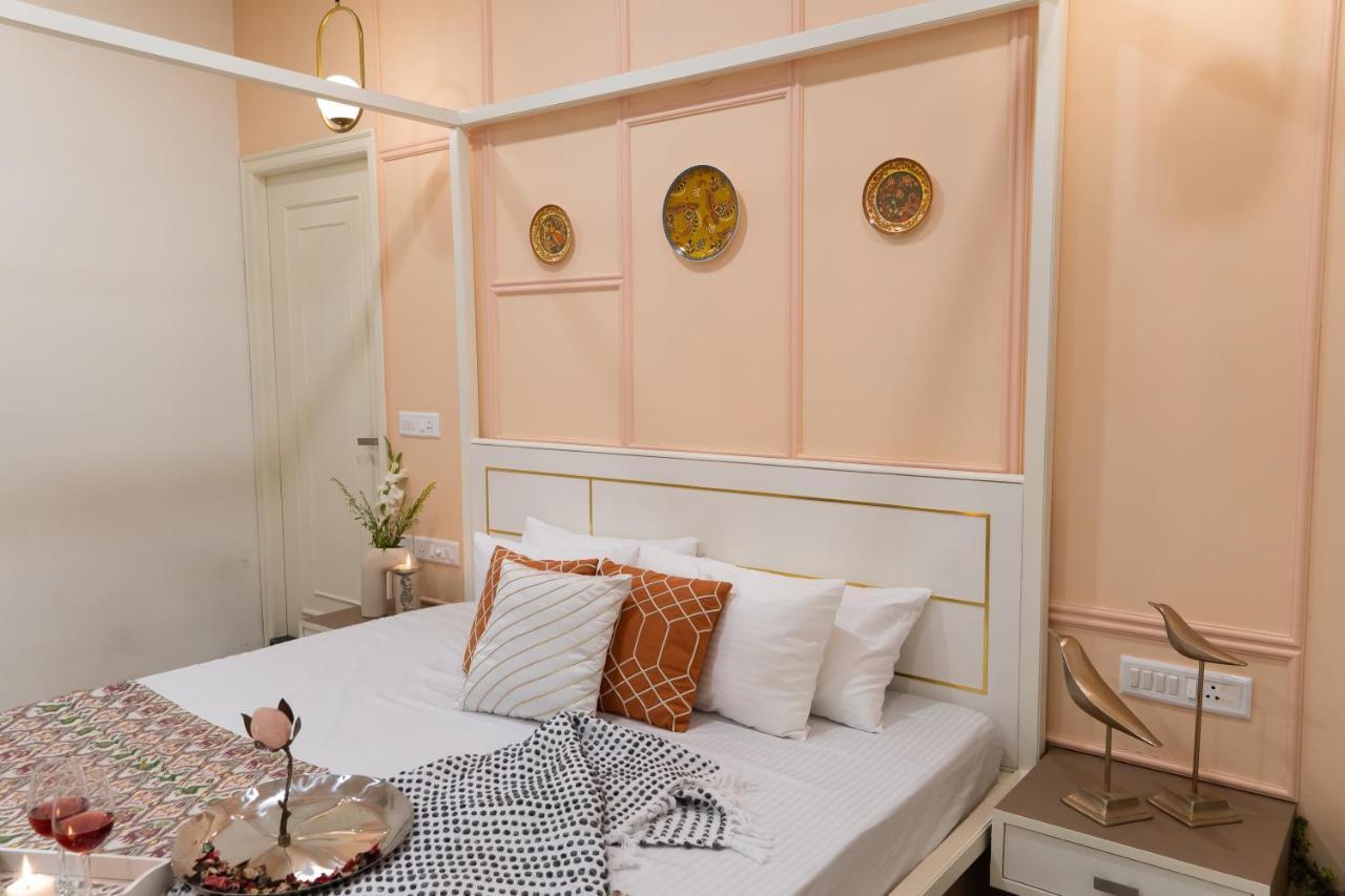 Luxury And Elegance With 2 Bedroom In Jaipur