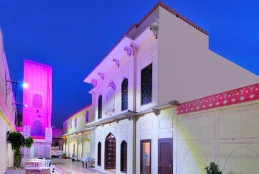 Albana Haveli Hotel