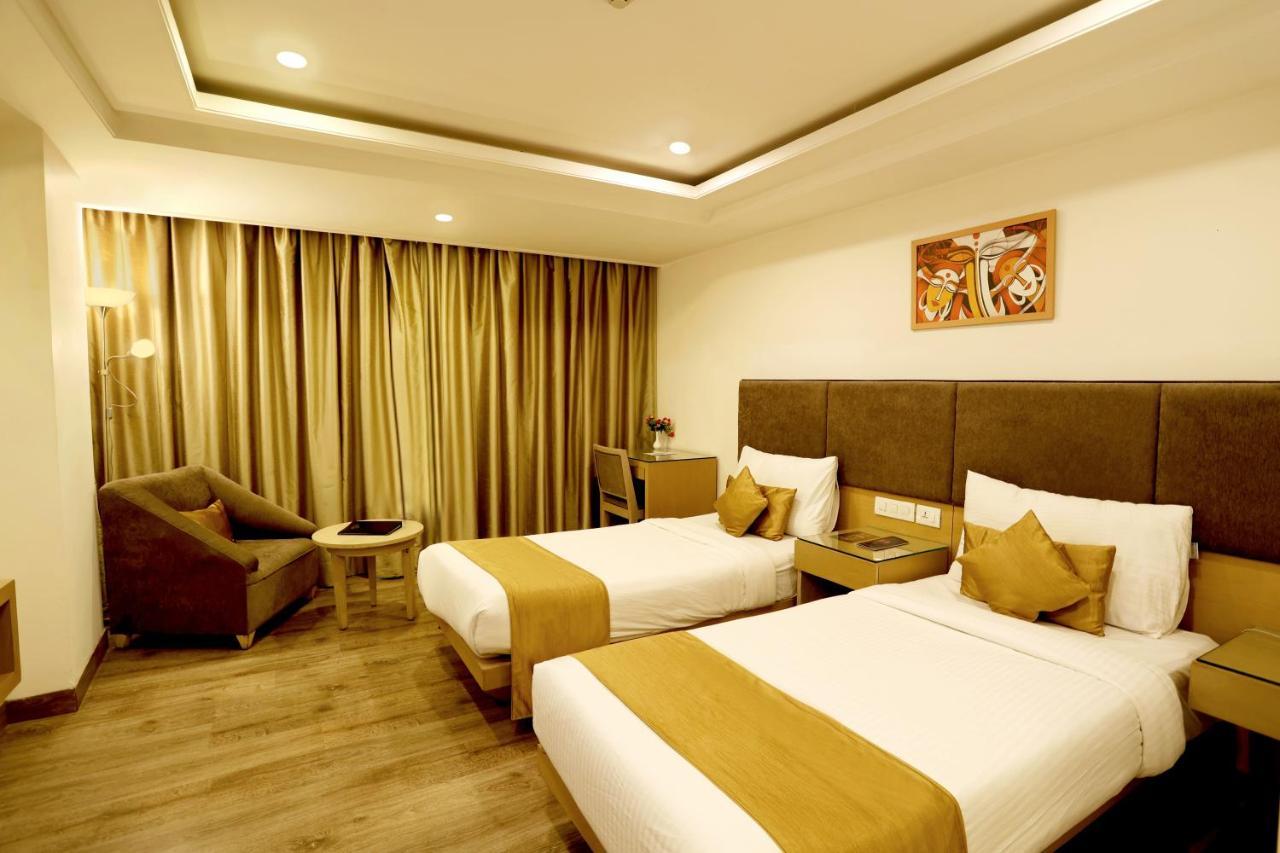 Royale Lalit Hotel