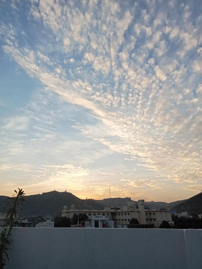 Cocoon * Jaipur