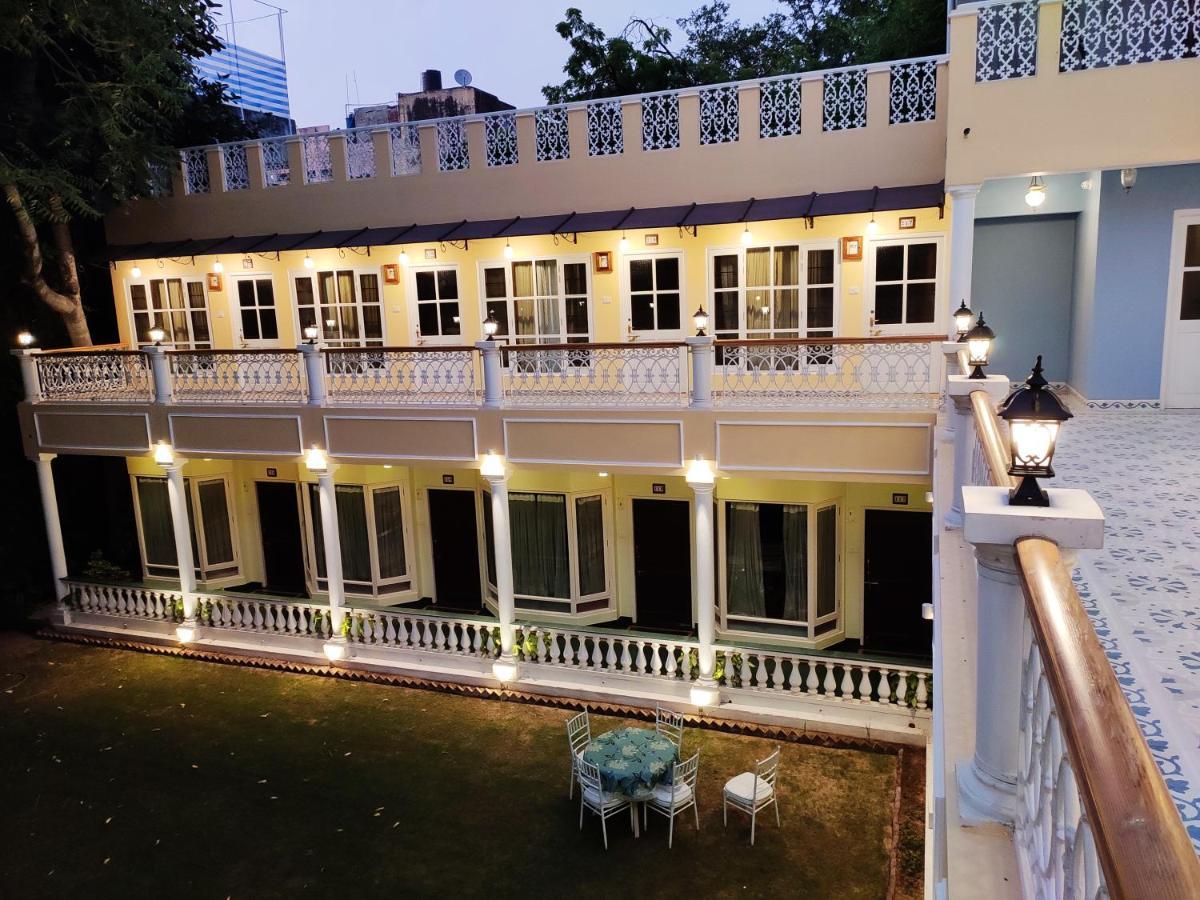 Hotel Jai Niwas 3*