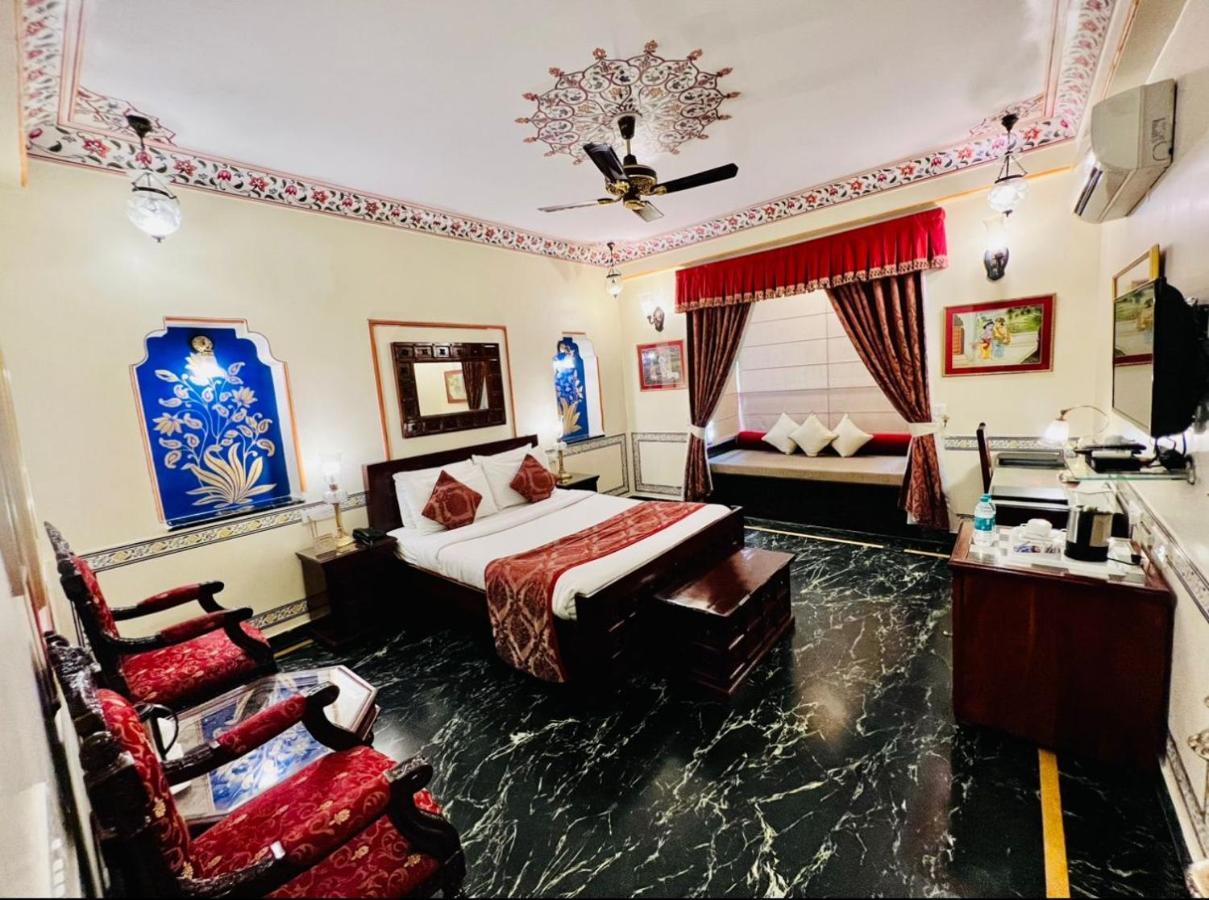 Umaid Mahal - A Heritage Style Boutique Hotel 4*
