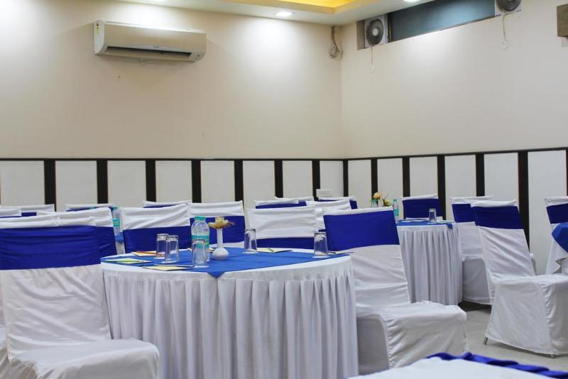 Hotel O Rk Palace