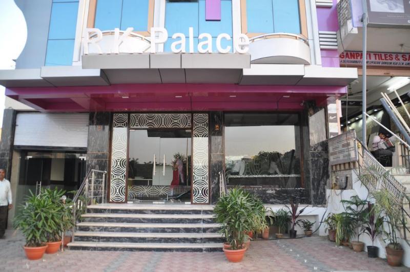 O Rk Palace Hotel Jaipur