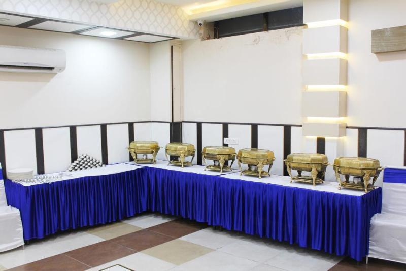 O Rk Palace Hotel