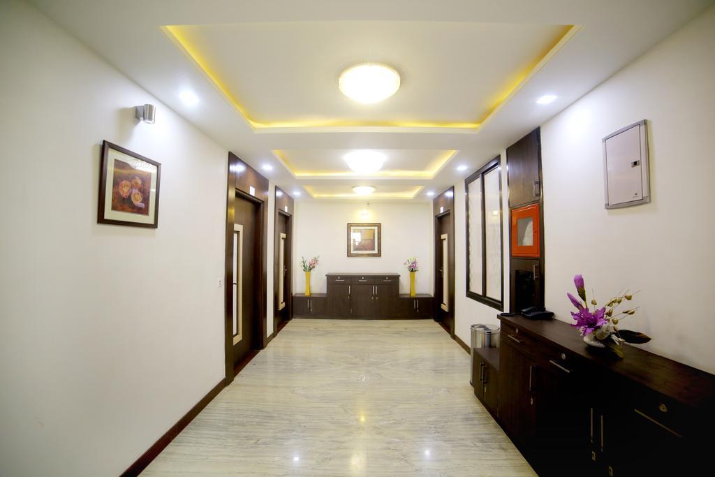 Treebo Signature Malviya Nagar