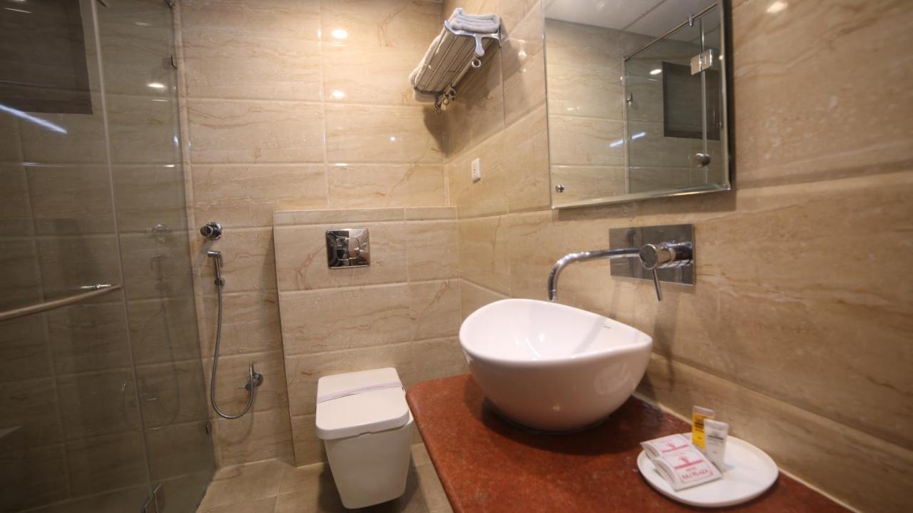Hotel Vanaam Raj Plaza Jaipur