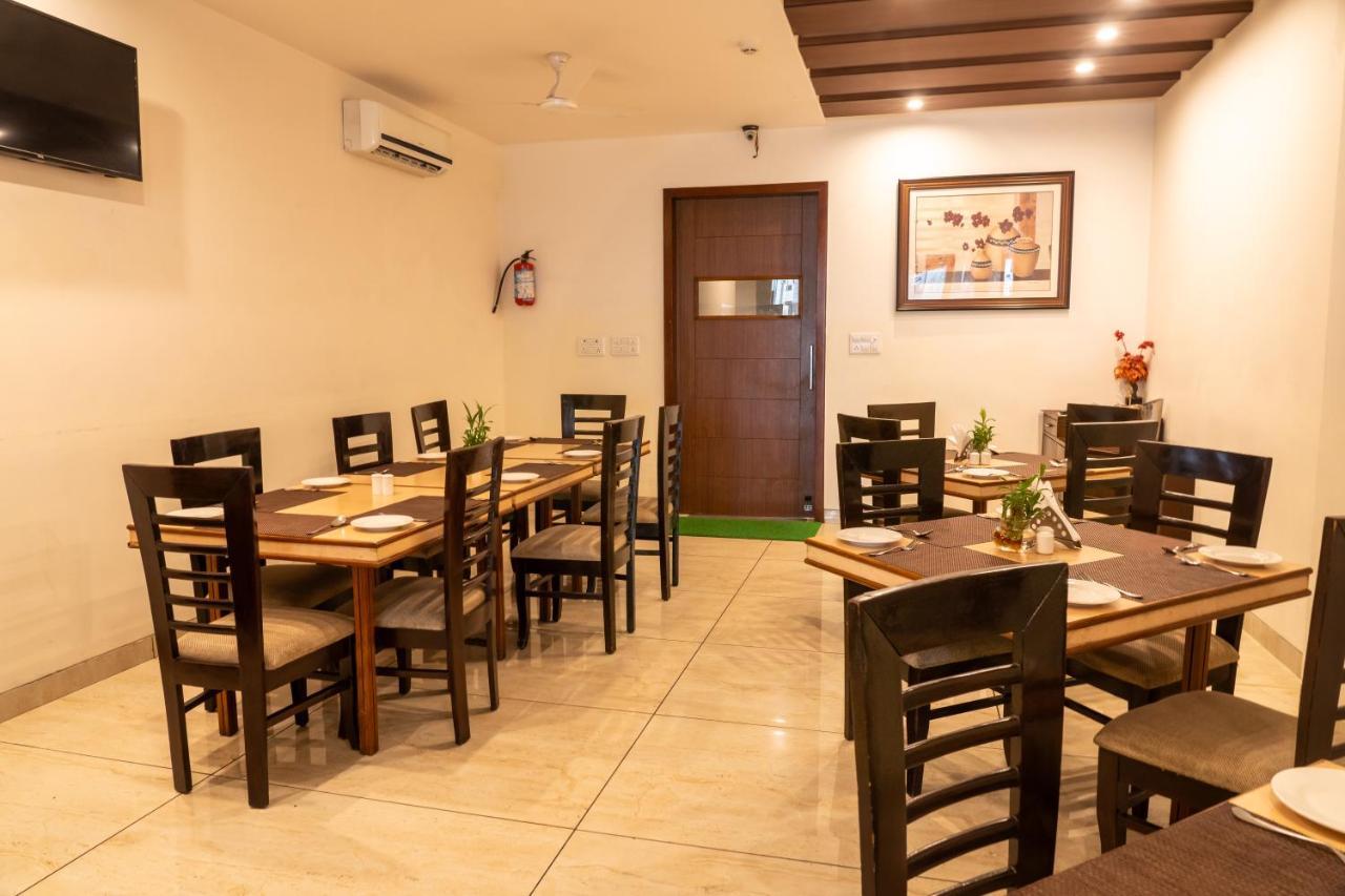 Vanaam Raj Plaza Hotel Jaipur