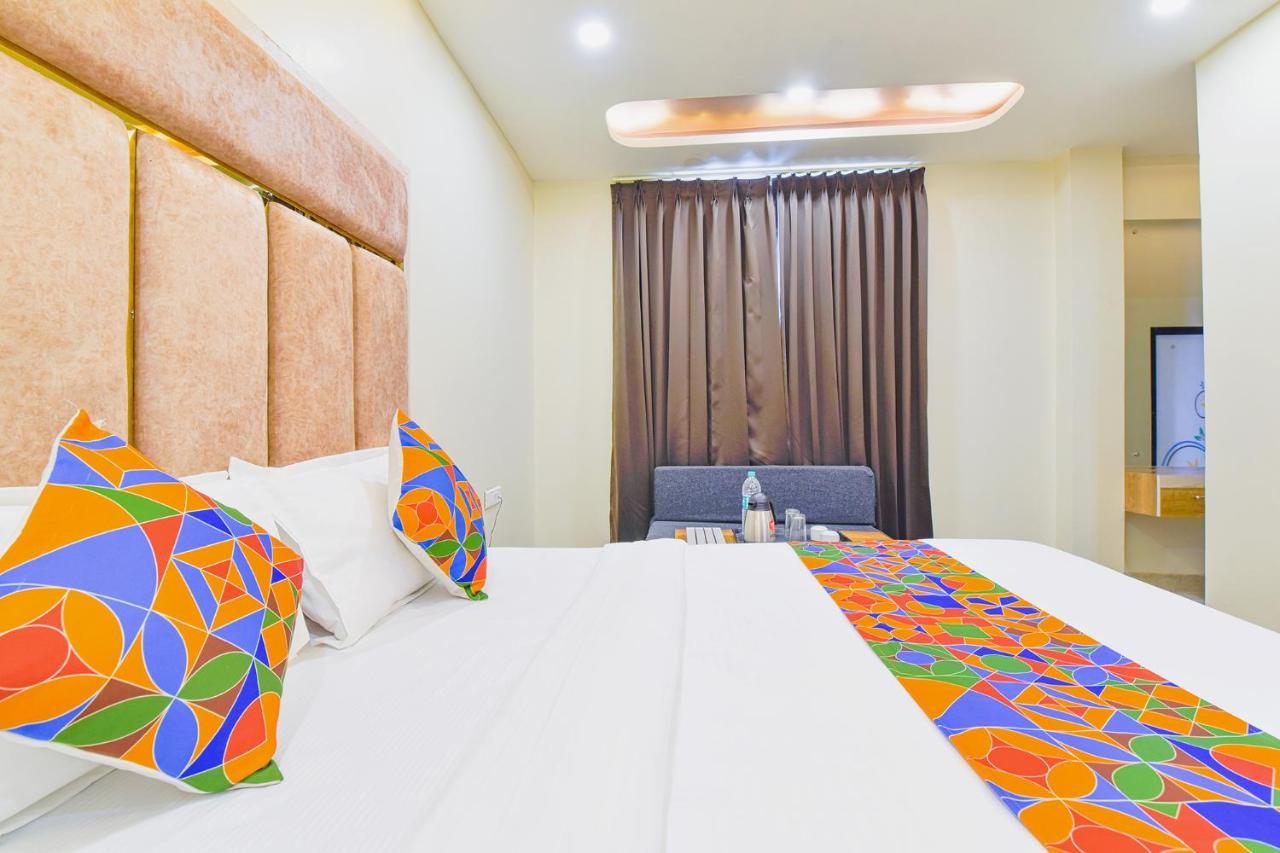 Hotel Fabhotel Bohra International