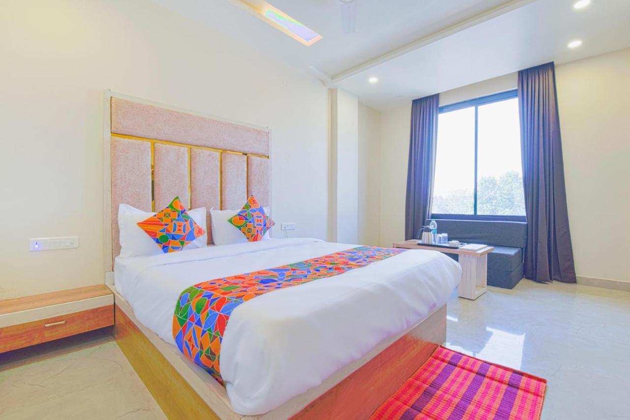 Hotel Fabhotel Bohra International 3*