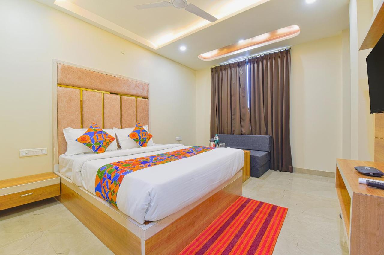 Fabhotel Bohra International Hotel