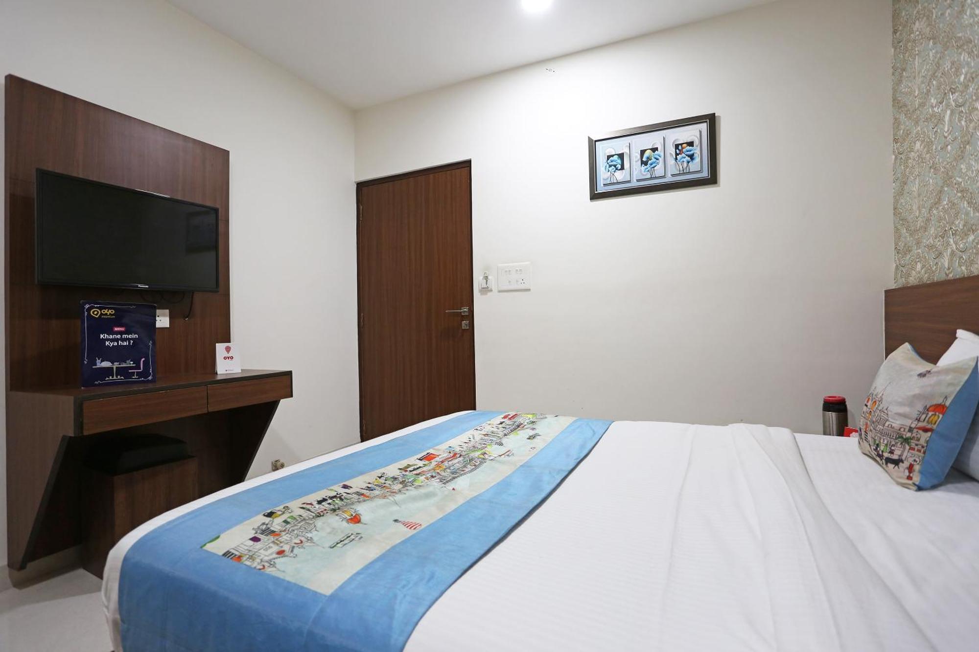 Super Capital O Swastika Hotel