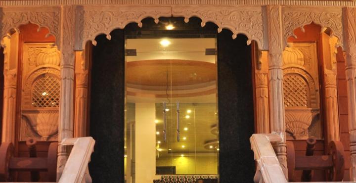 Capital O 11744 Heritage Heights 3*