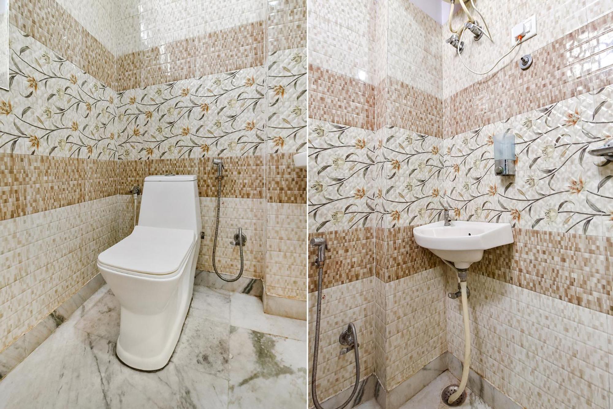 Fabhotel Golden Leaf I