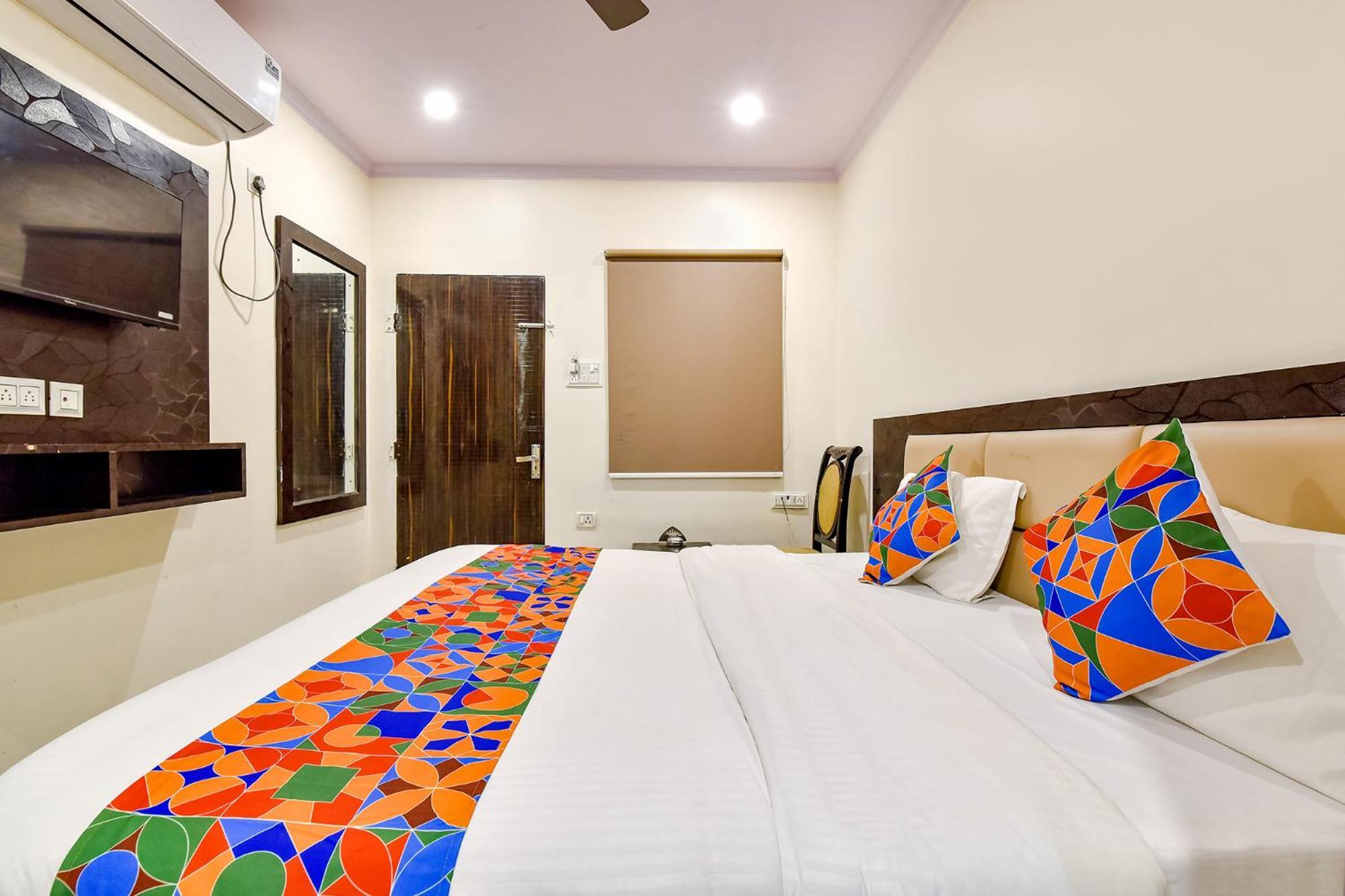 Fabhotel Golden Leaf I Hotel