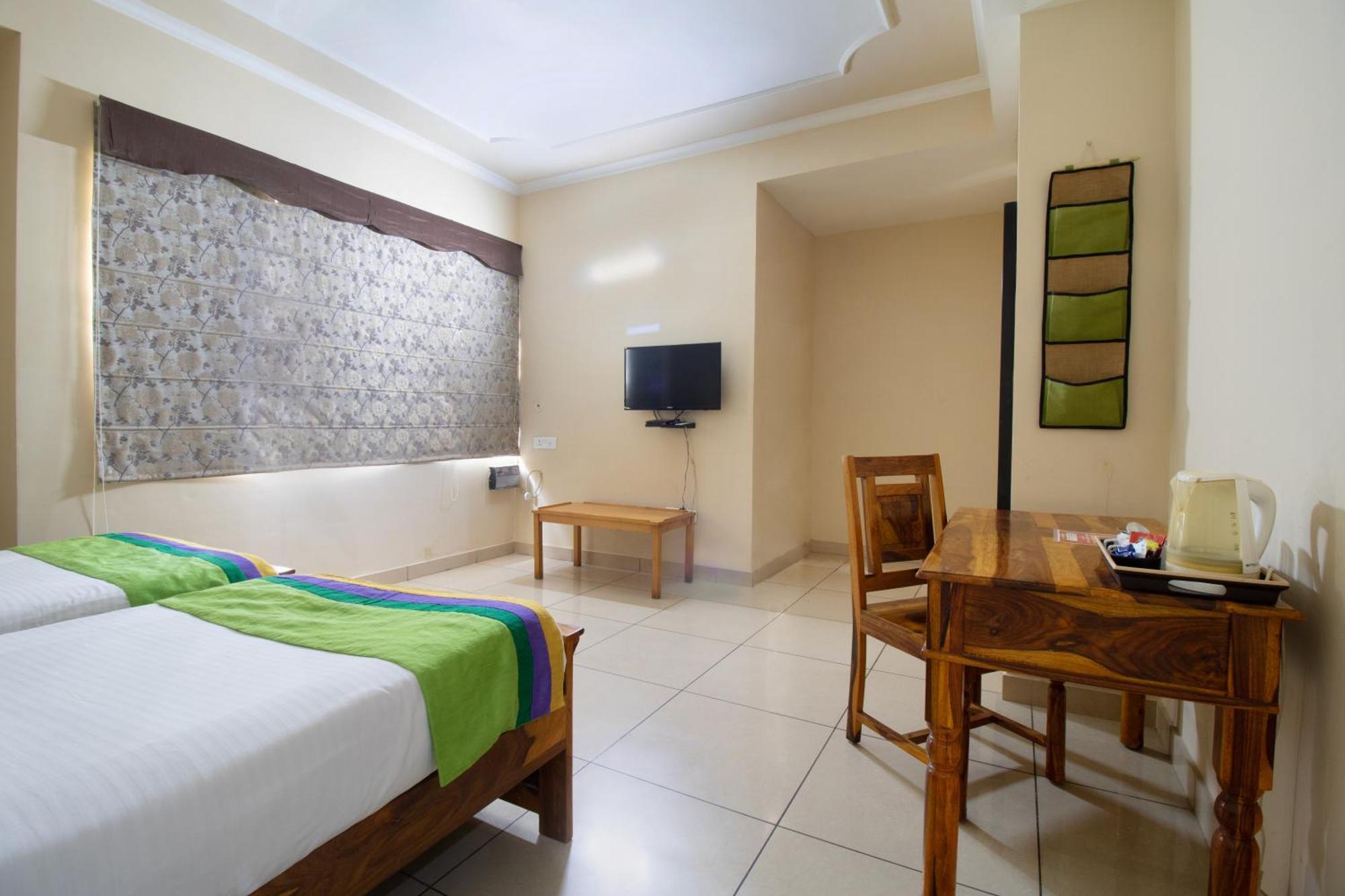 Hotel Treebo The Anchorage Malviya Nagar 3*
