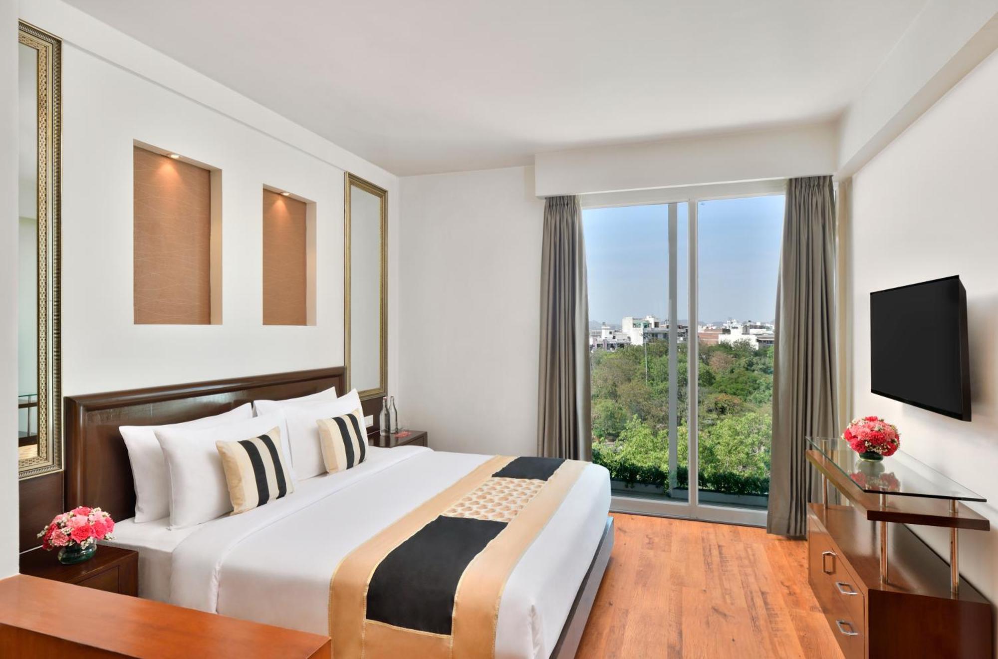 Hotel Ramada By Wyndham 4*