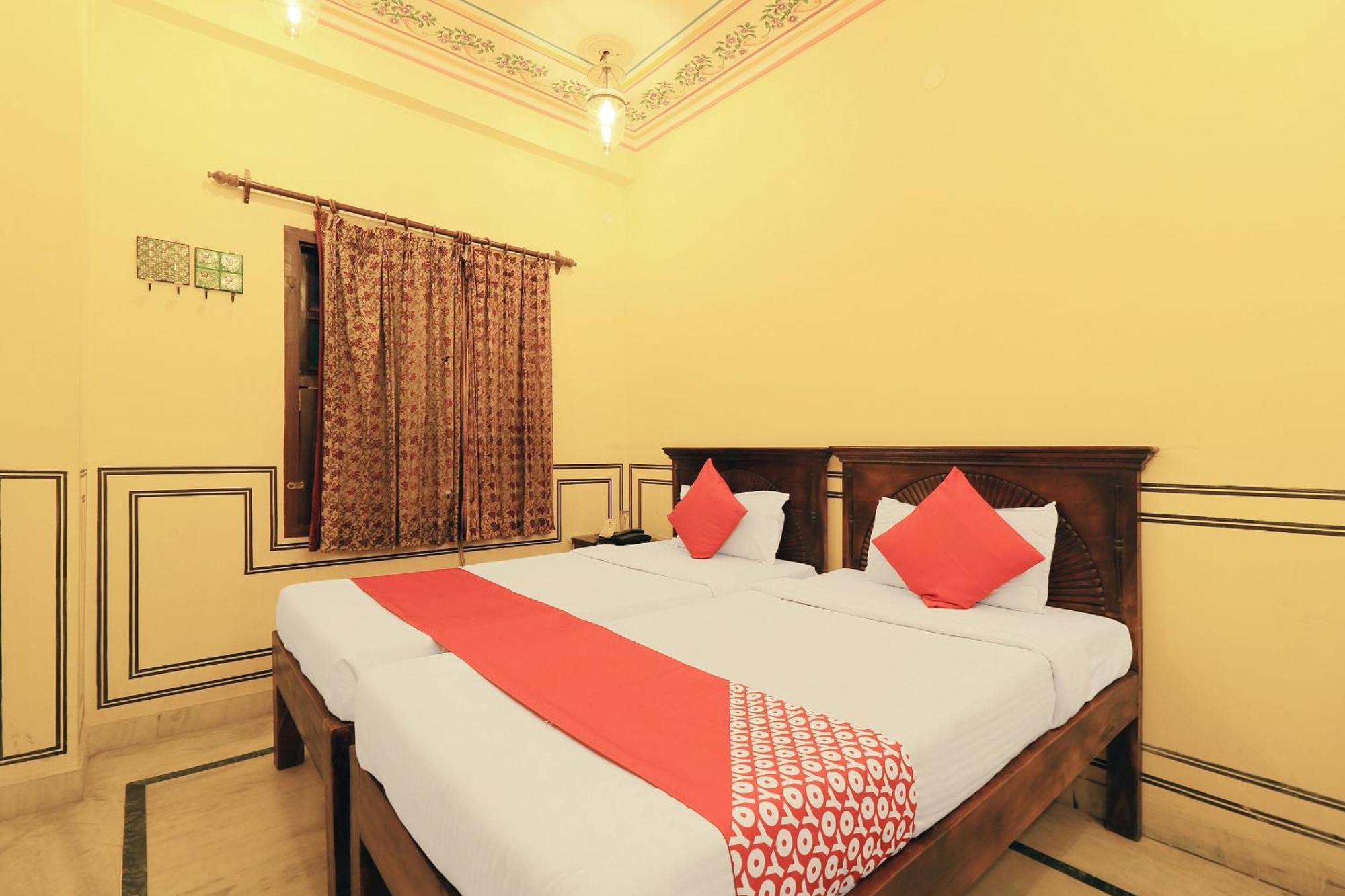 Baba Haveli Hotel 2*