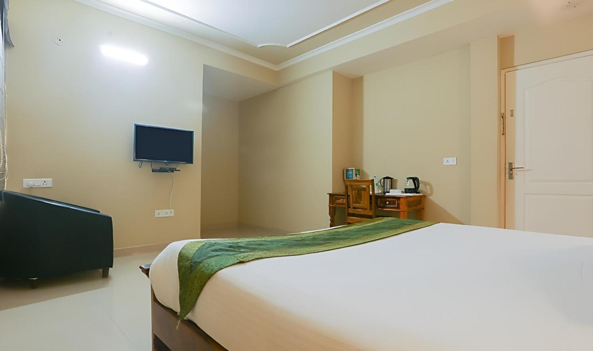 Hotel Treebo The Anchorage Malviya Nagar 3*