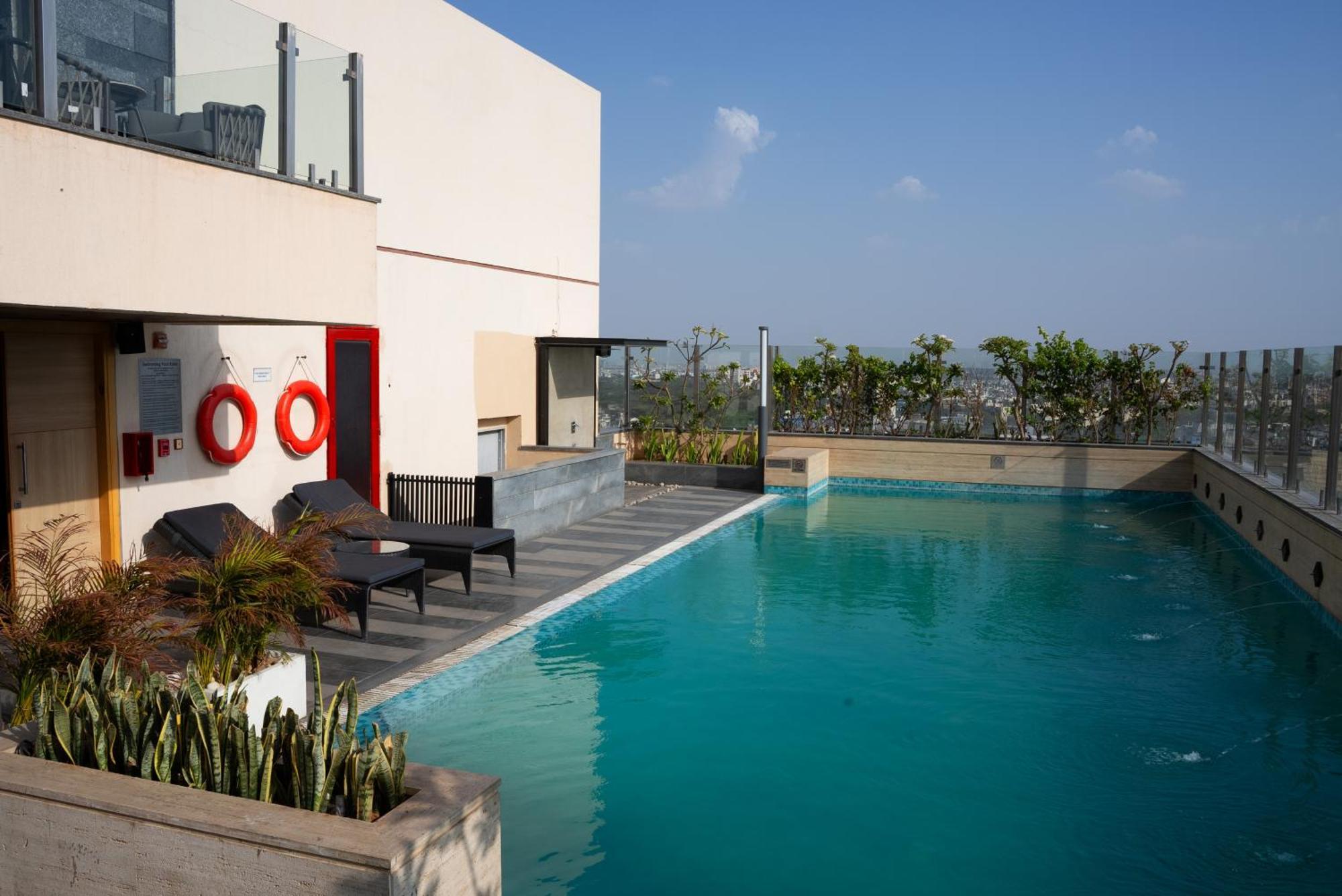 Hyatt Place Malviya Nagar Hotel 5*