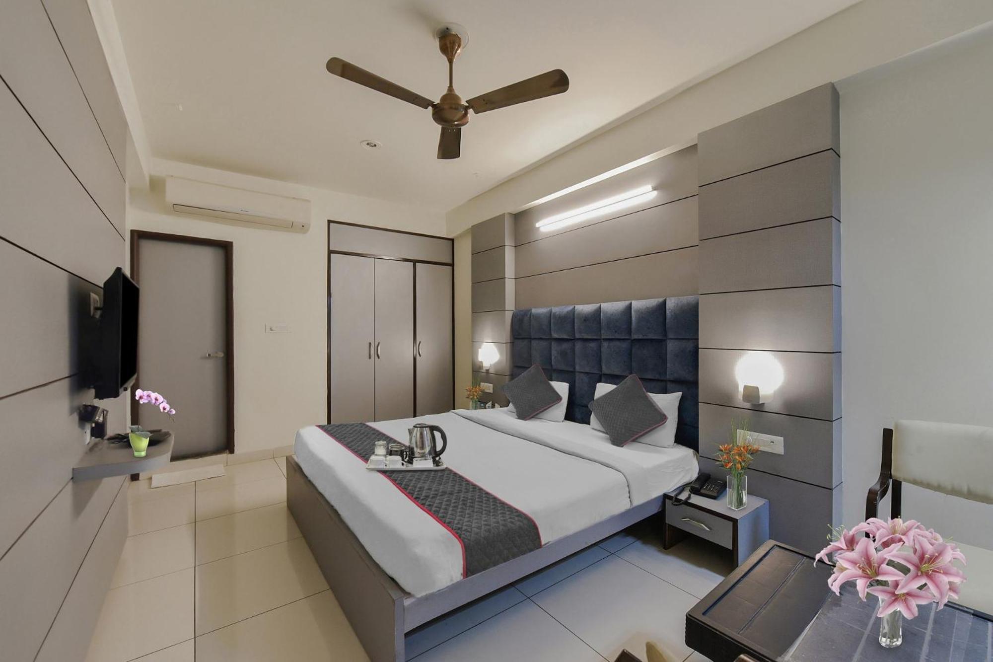 O Rk Palace 3*