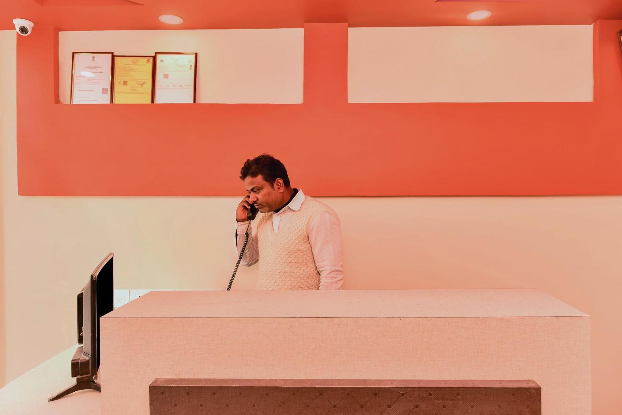 O Suraj Hotel