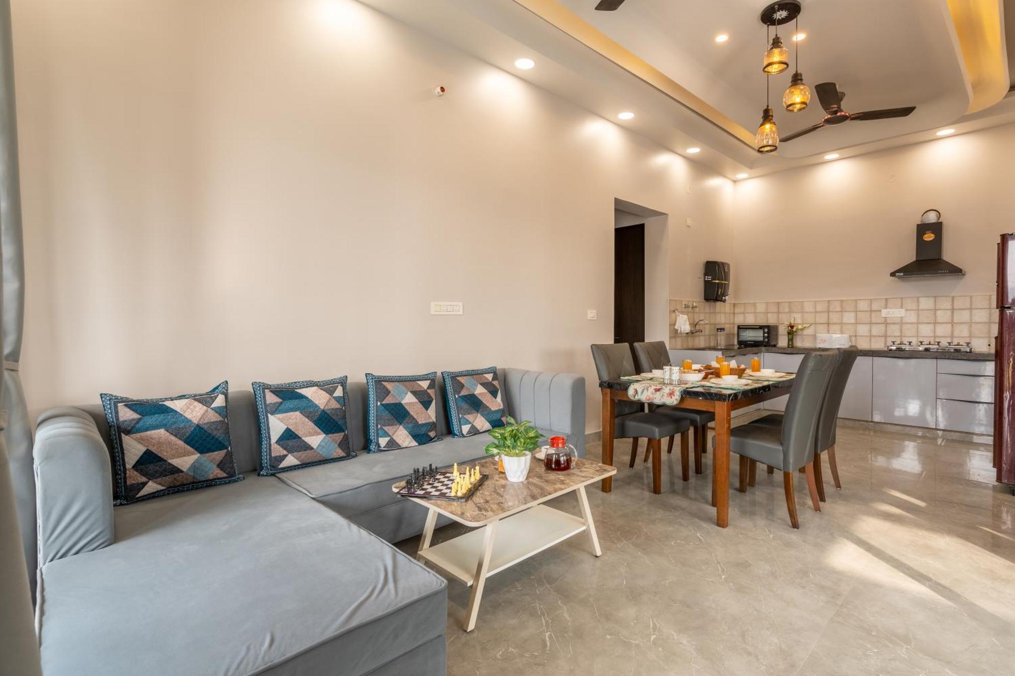 Elivaas Jamun Farm 2bhk With Pool * Jaipur