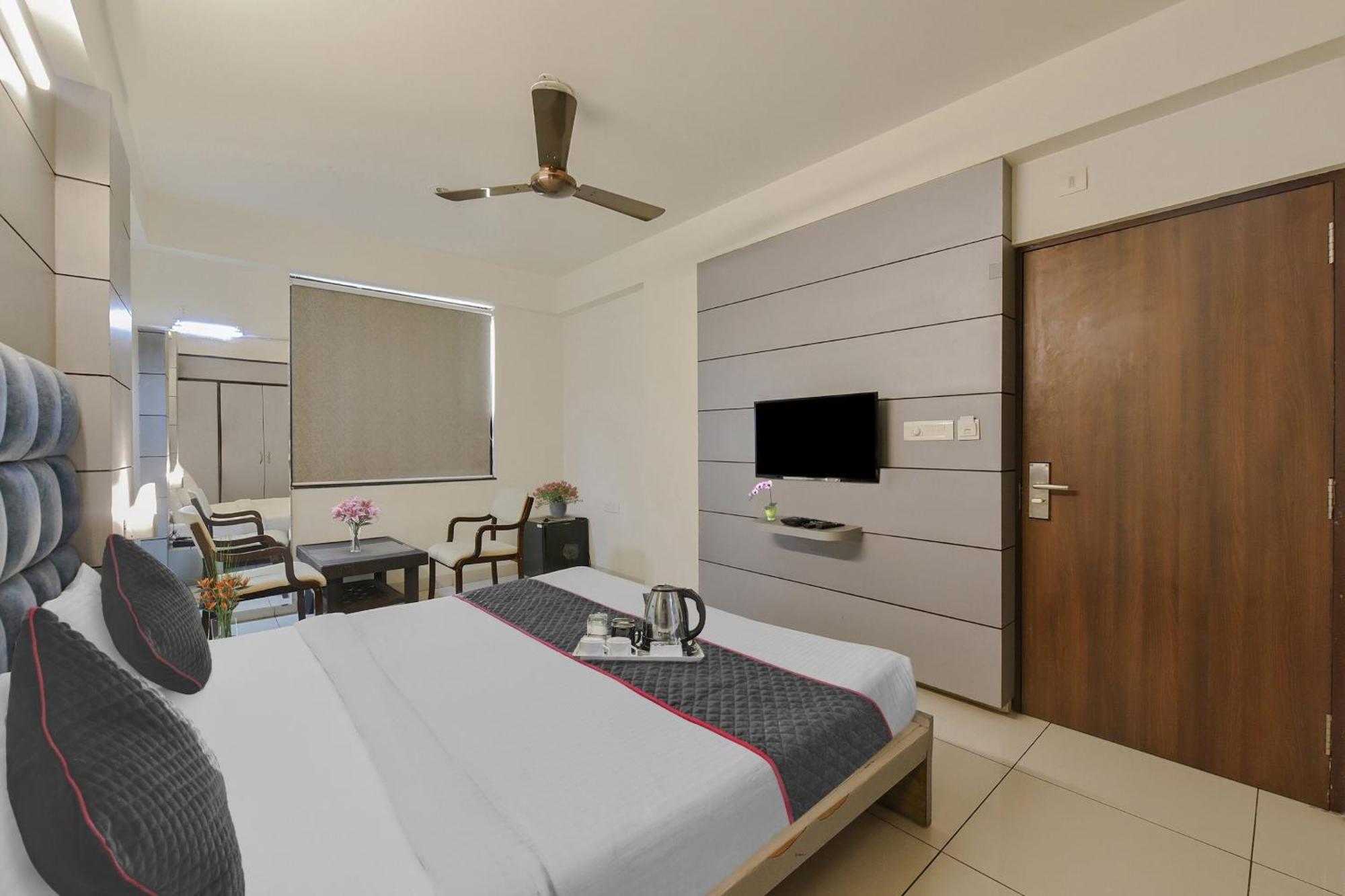 Hotel O Rk Palace