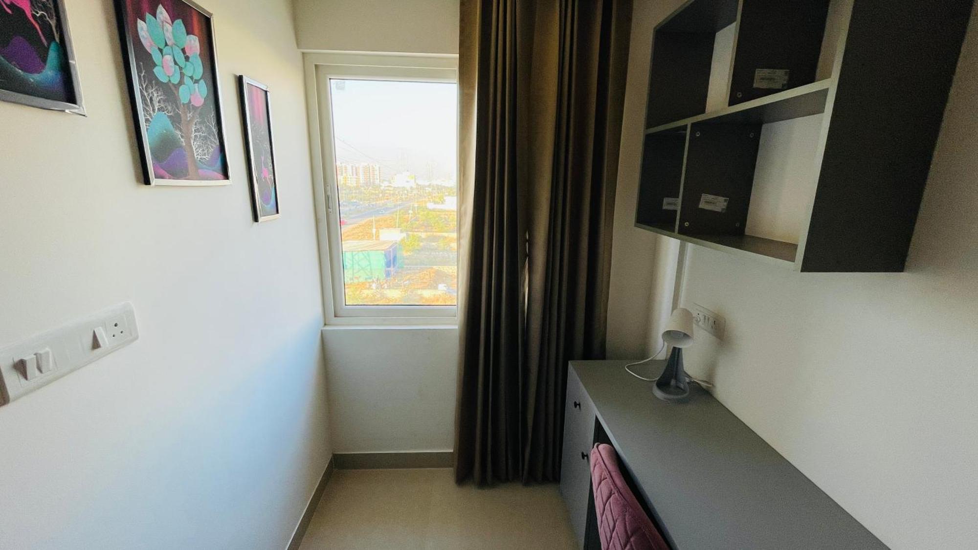 The City Nook - Solitaire Suites Apartment