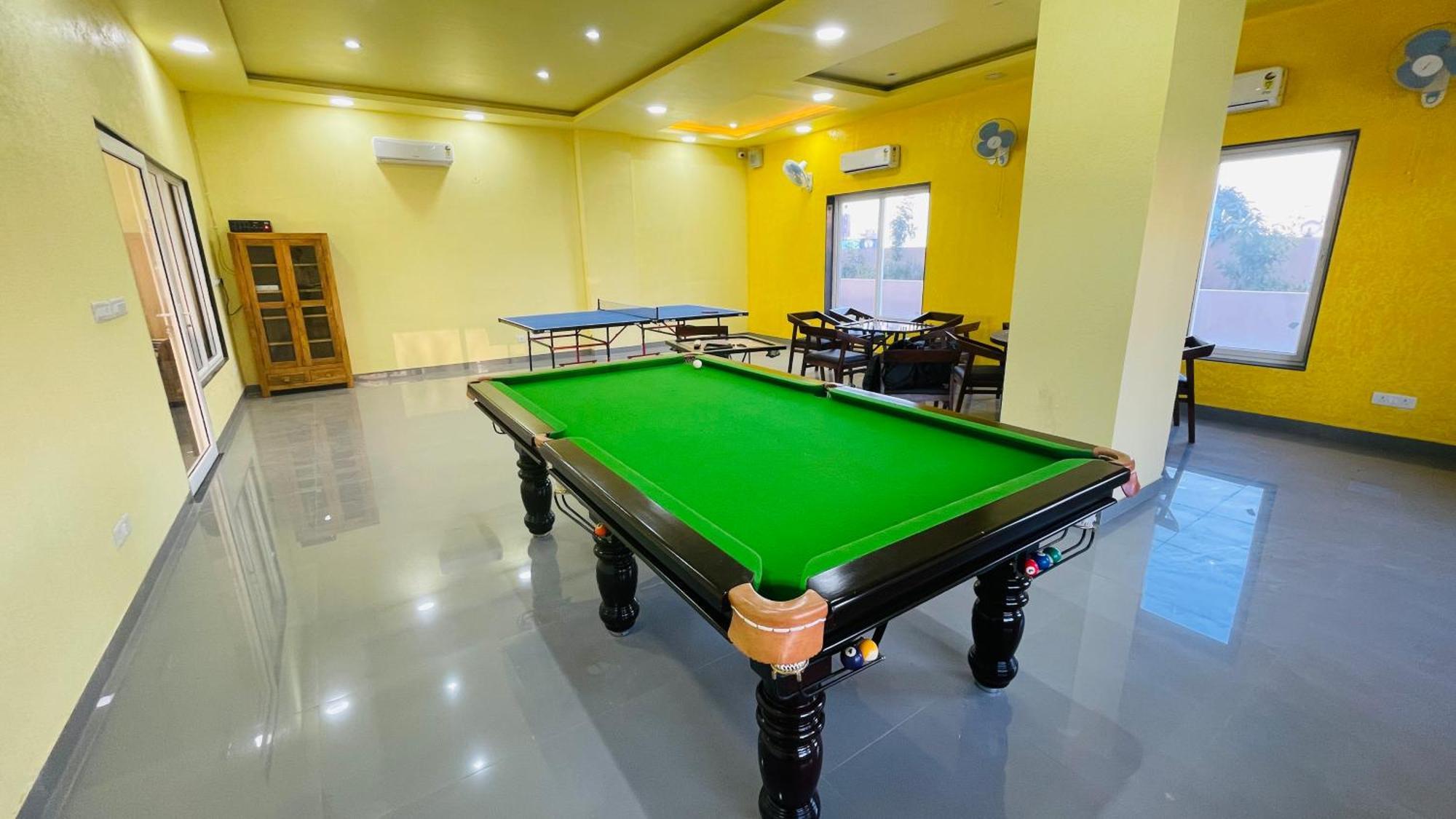 The City Nook - Solitaire Suites Apartment *