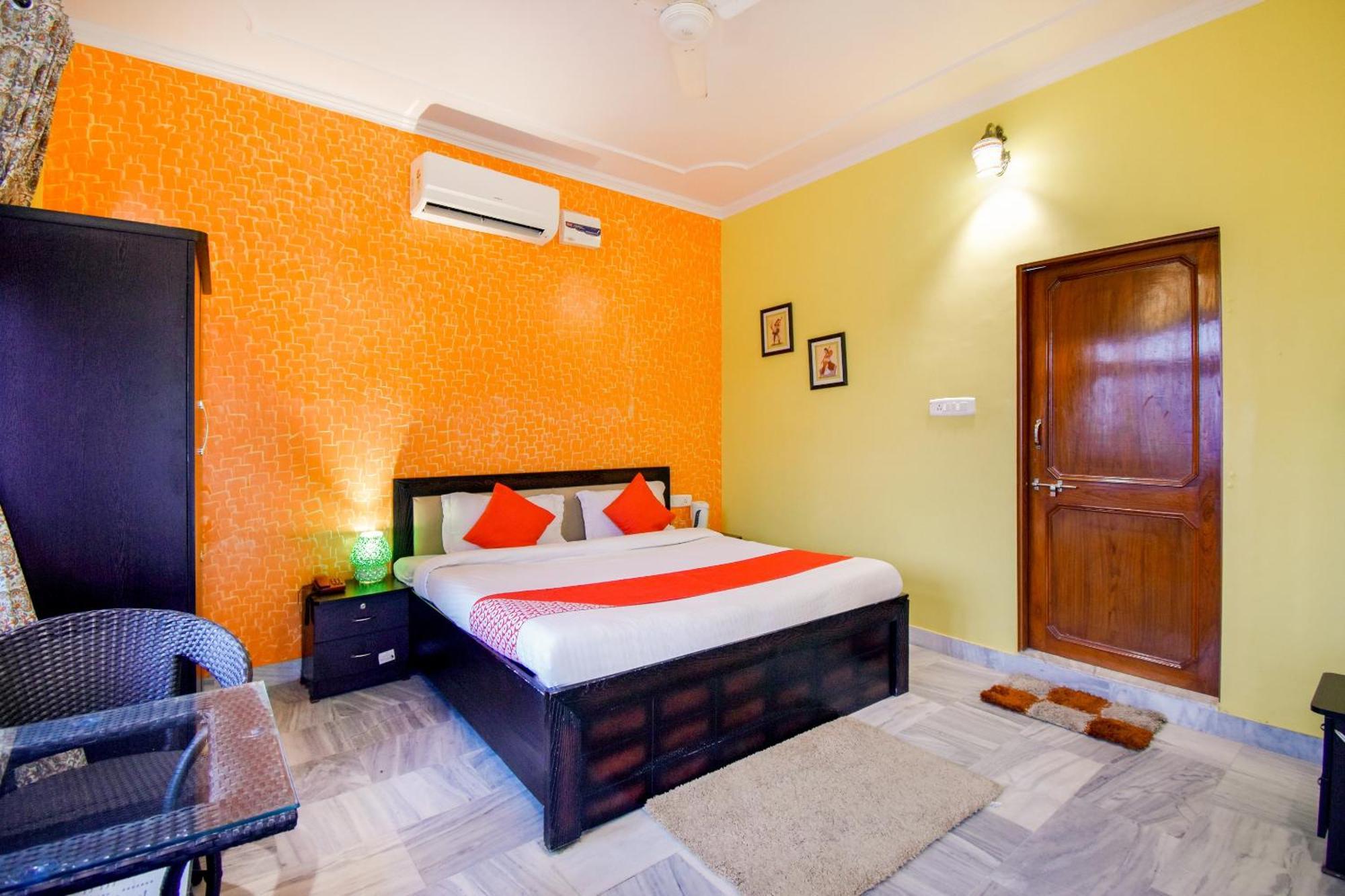 O The Nandini's Hotel 4*