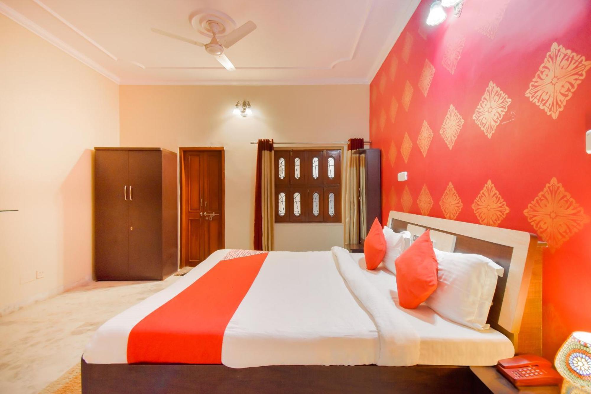 O The Nandini's Hotel 4*