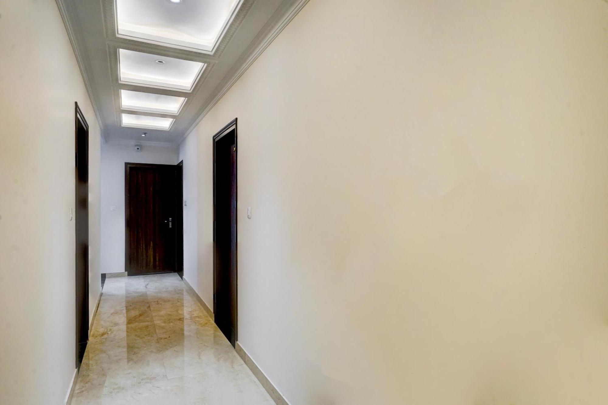 Collection O Golden Sapphire Hotel 4*