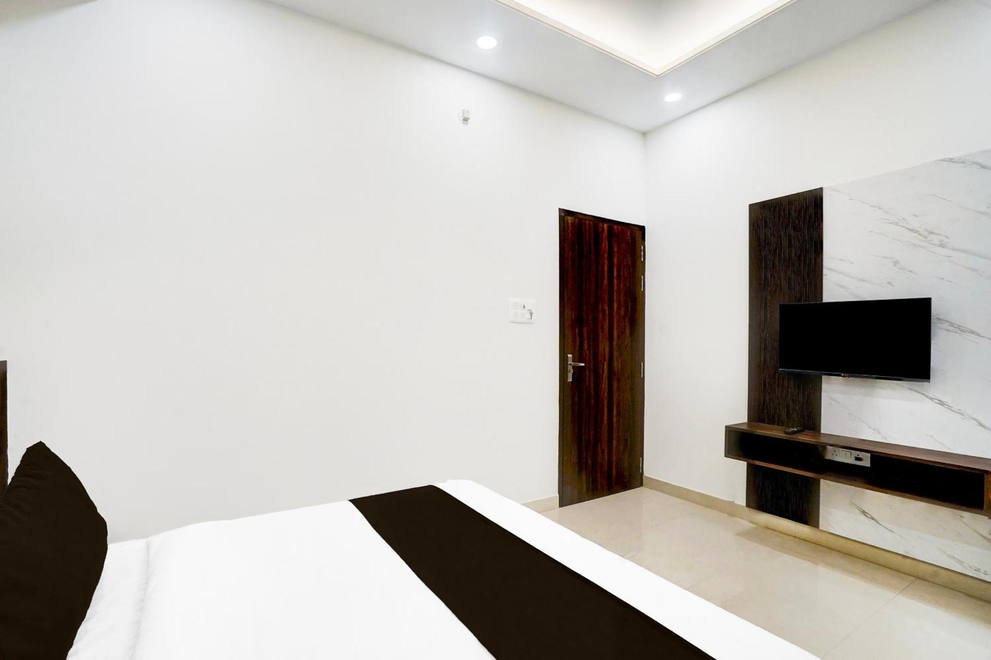 Collection O Golden Sapphire 4* Jaipur