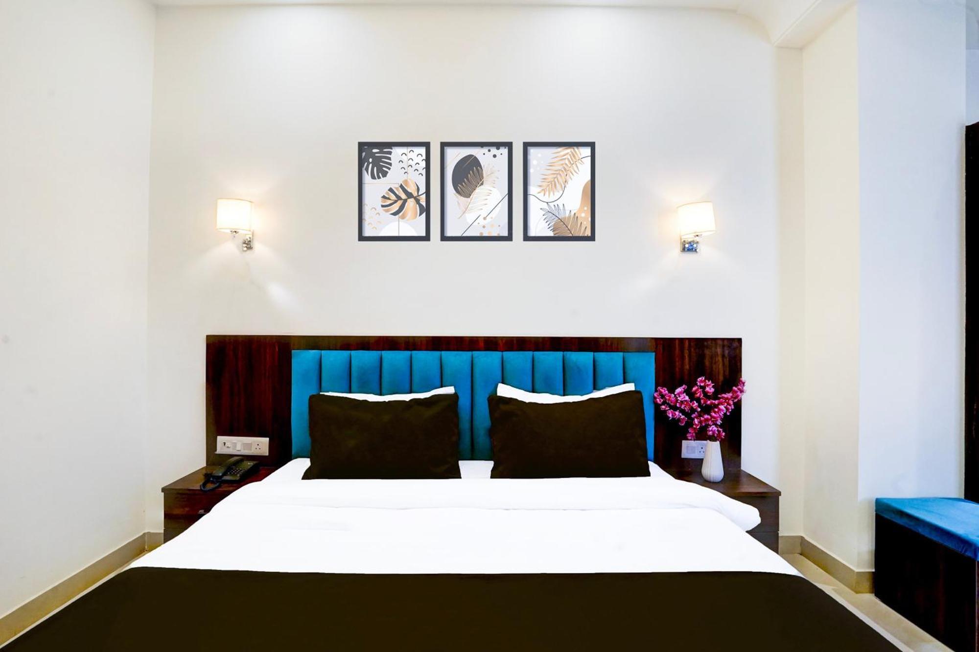 Hotel Collection O Golden Sapphire