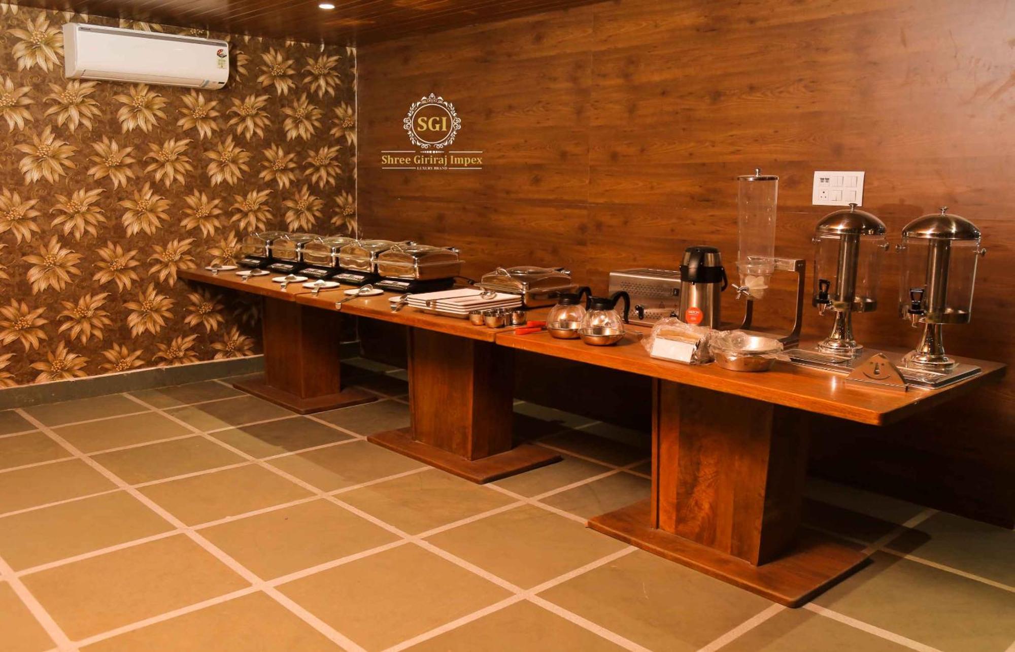Hotel Sgi - Airport