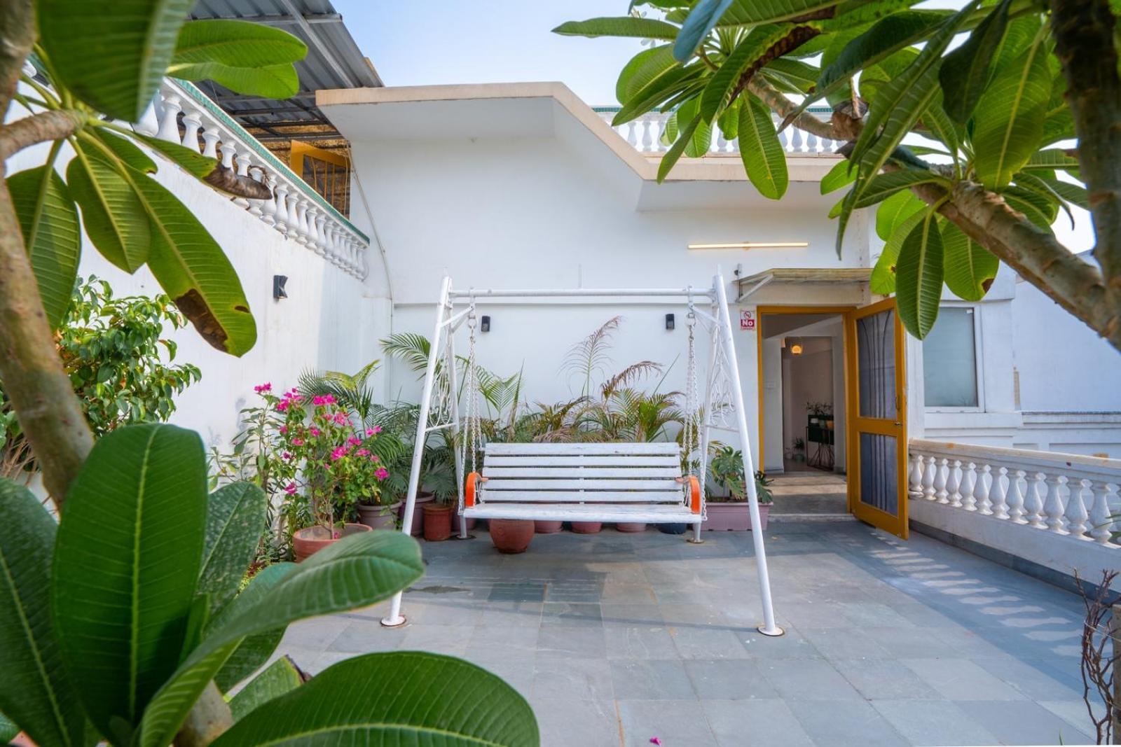 Centrally Located In Holiday home *