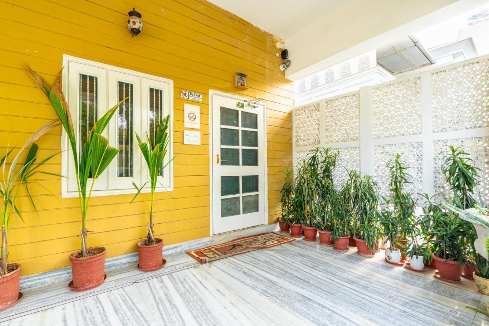 Centrally Located In Holiday home