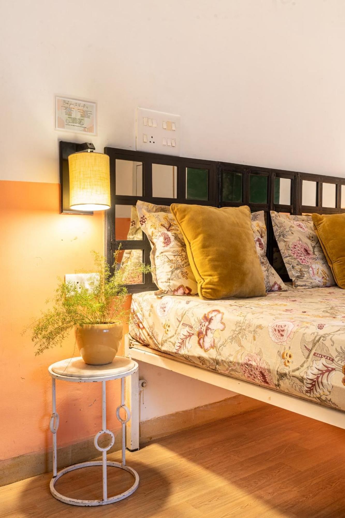 Centrally Located In Holiday home