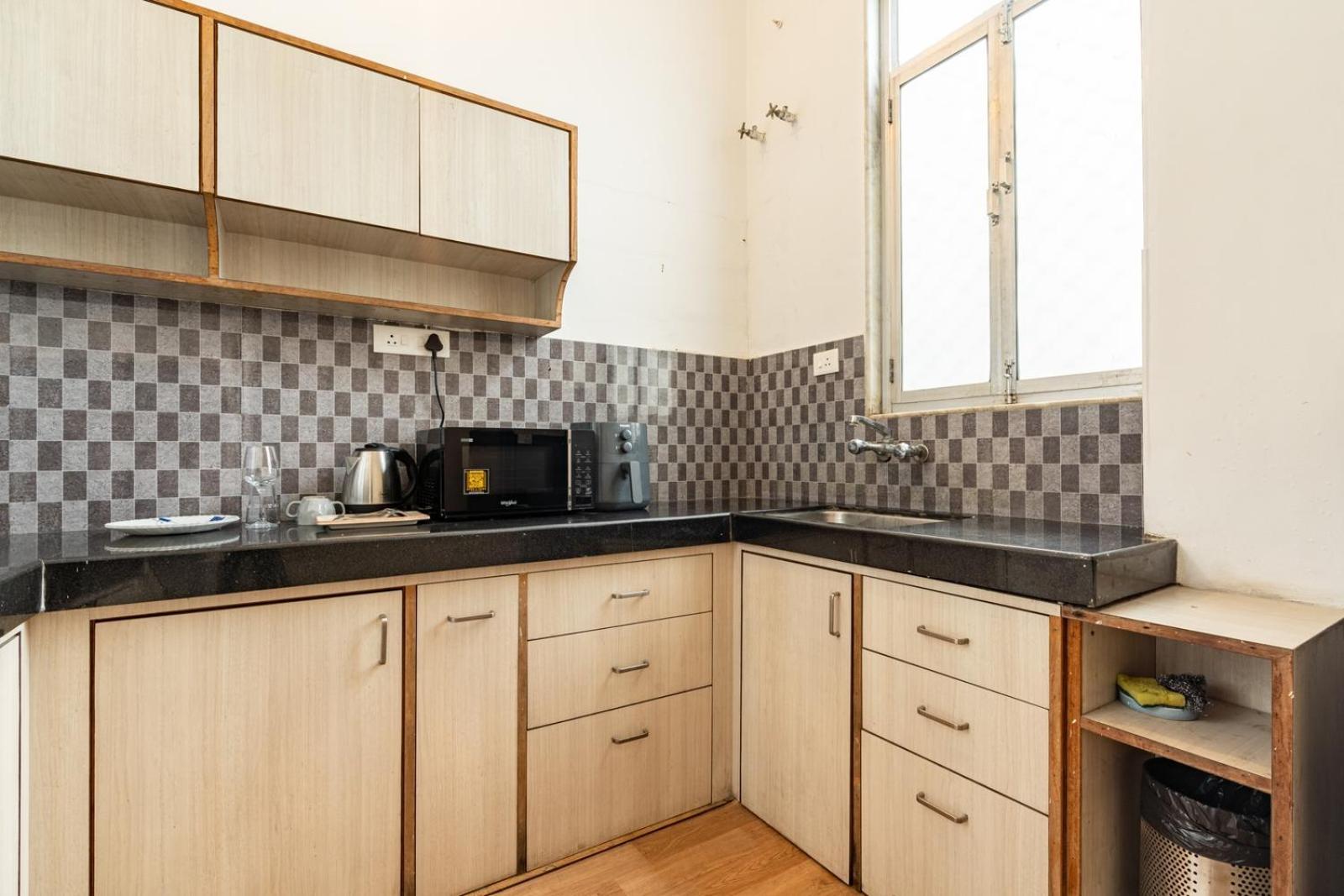 Centrally Located In Holiday home